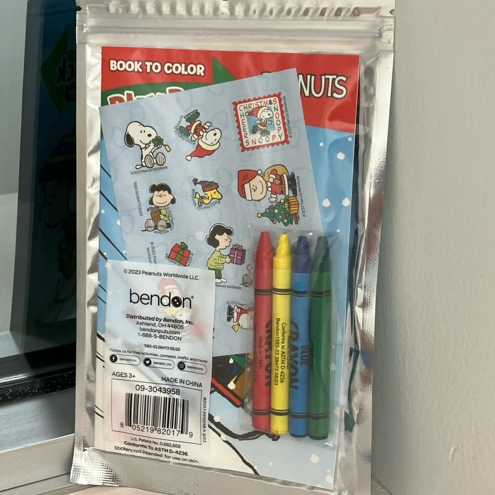 Peanuts Snoopy Fun Bundle - Picture 8 of 15